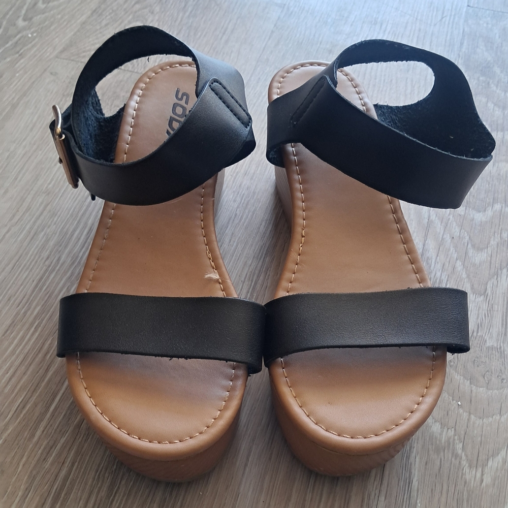 Soda Size 8 Womens Black Ankle-Strap Platform Sandals - Women's
